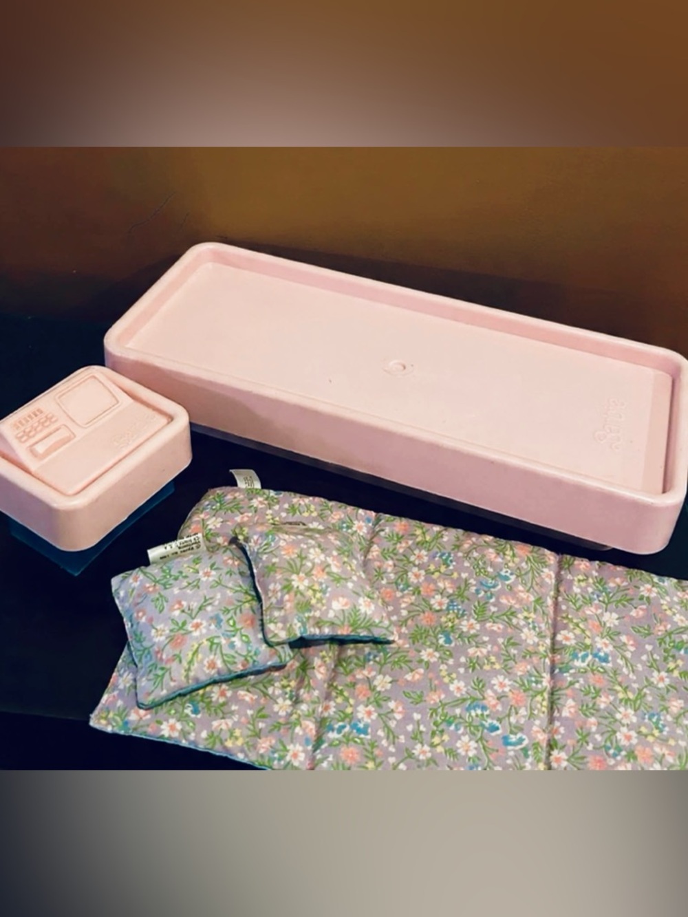Barbie light Pink Vintage 80s platform bed nightstand radio clock Floral bedding